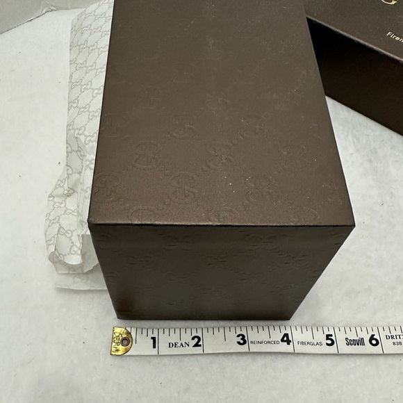 Gucci Authentic Gift Box with Tissue | Classic Brown Embossed GG Pattern Gs - Picture 12 of 14